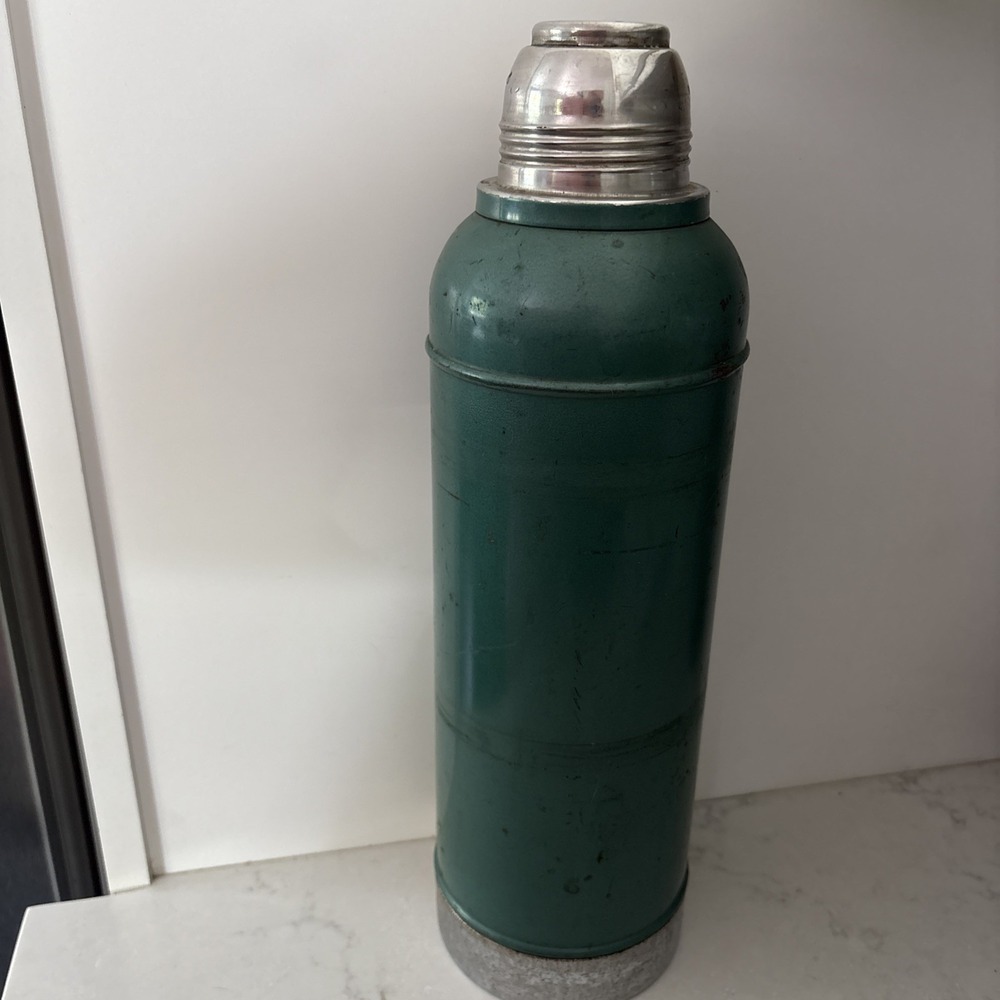 Vintage Stanley Super Vac‎ Stainless Steel Lined Thermos USA N945 Red Label - Picture 3 of 7